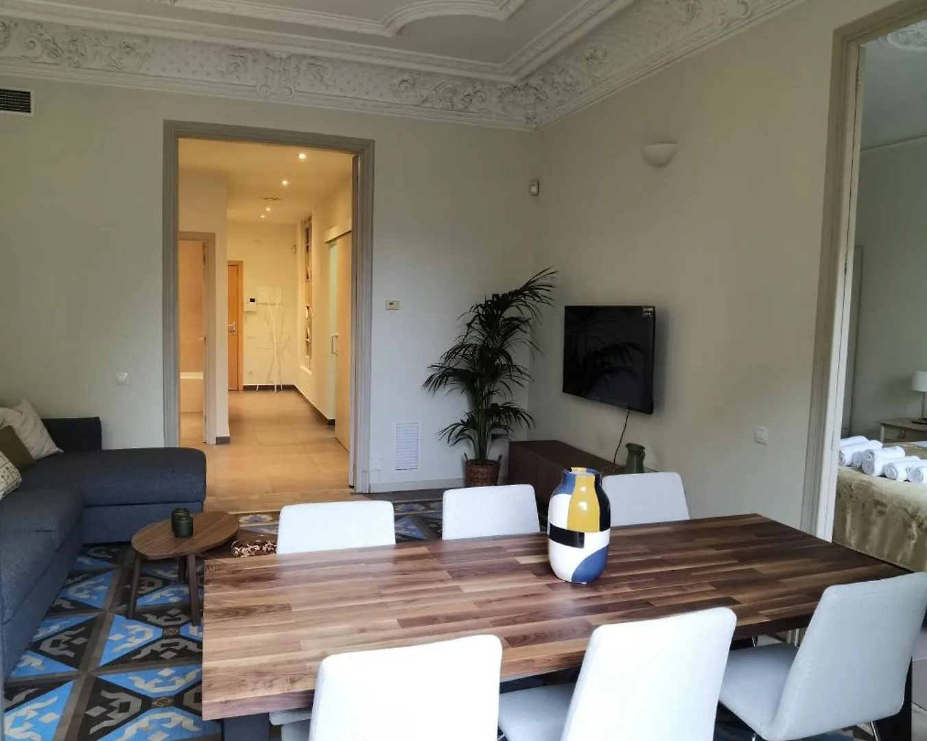 Casa Luxe Suites Barcelona 0*,