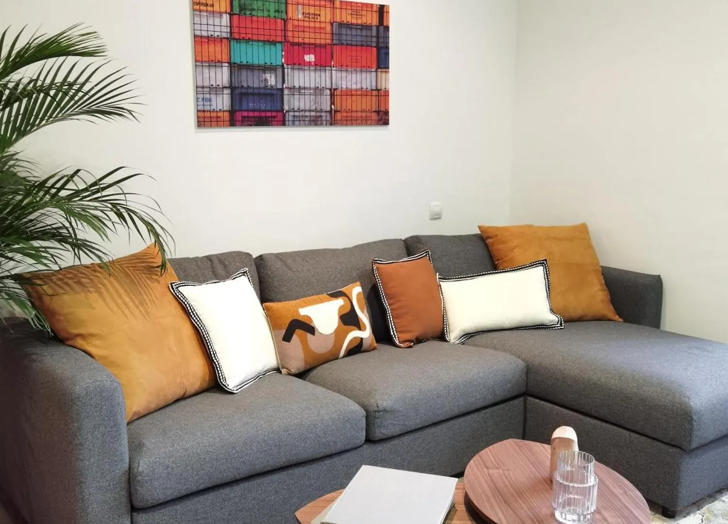 M&E Agency Apartments Valencia 277 By Marta And Emanuele Barcelona