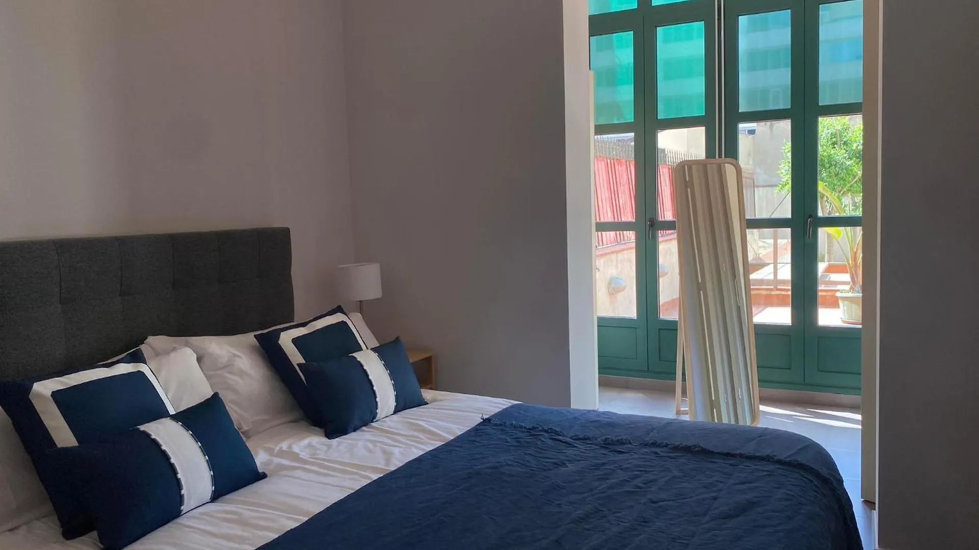 M&E Agency Apartments Valencia 277 By Marta And Emanuele Barcelona 0*,