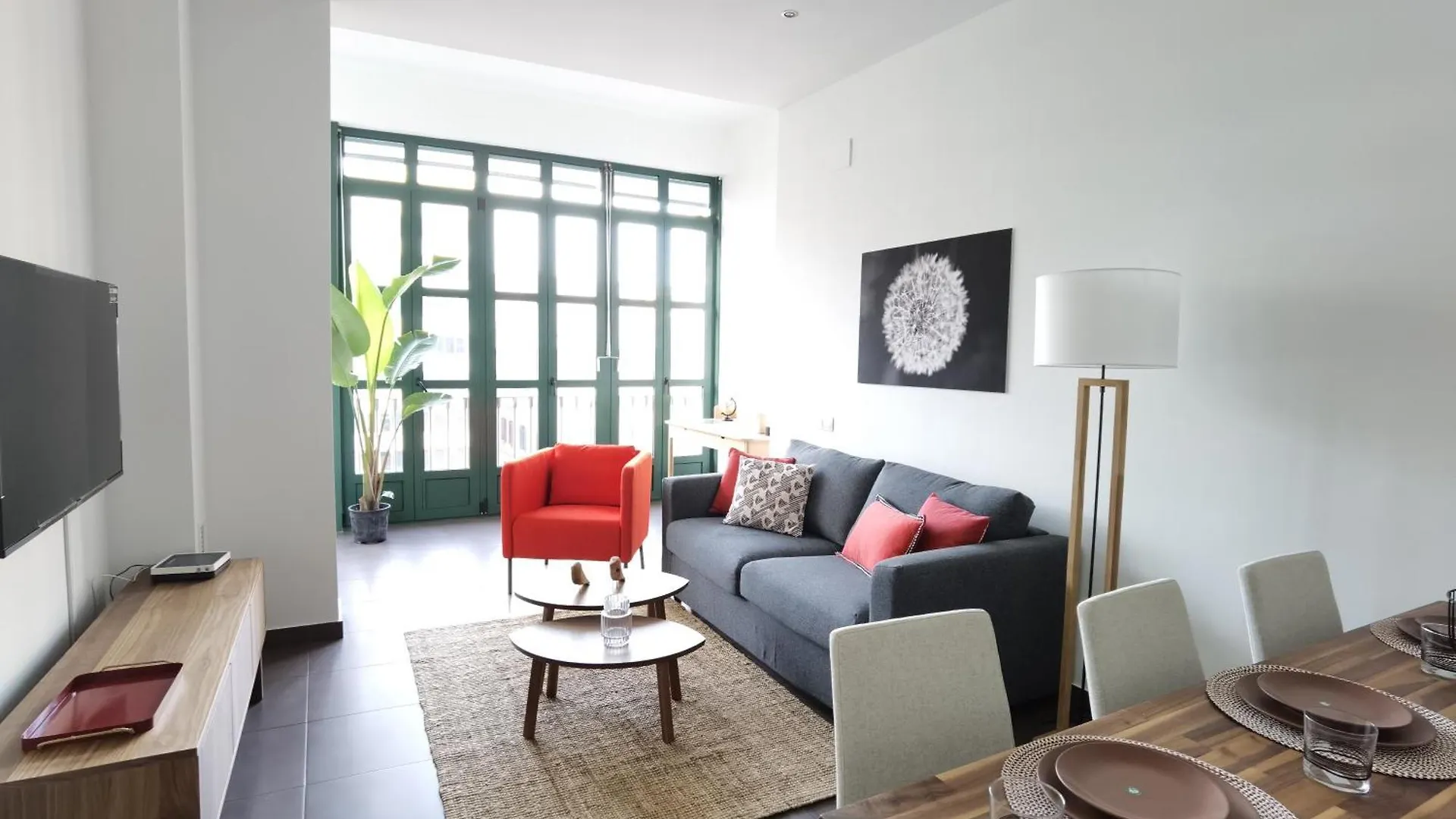 M&E Agency Apartments Valencia 277 By Marta And Emanuele Barcelona