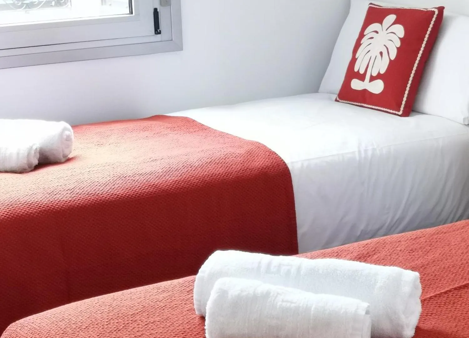 M&E Agency Apartments Valencia 277 By Marta And Emanuele Barcelona 0*,  Spanje