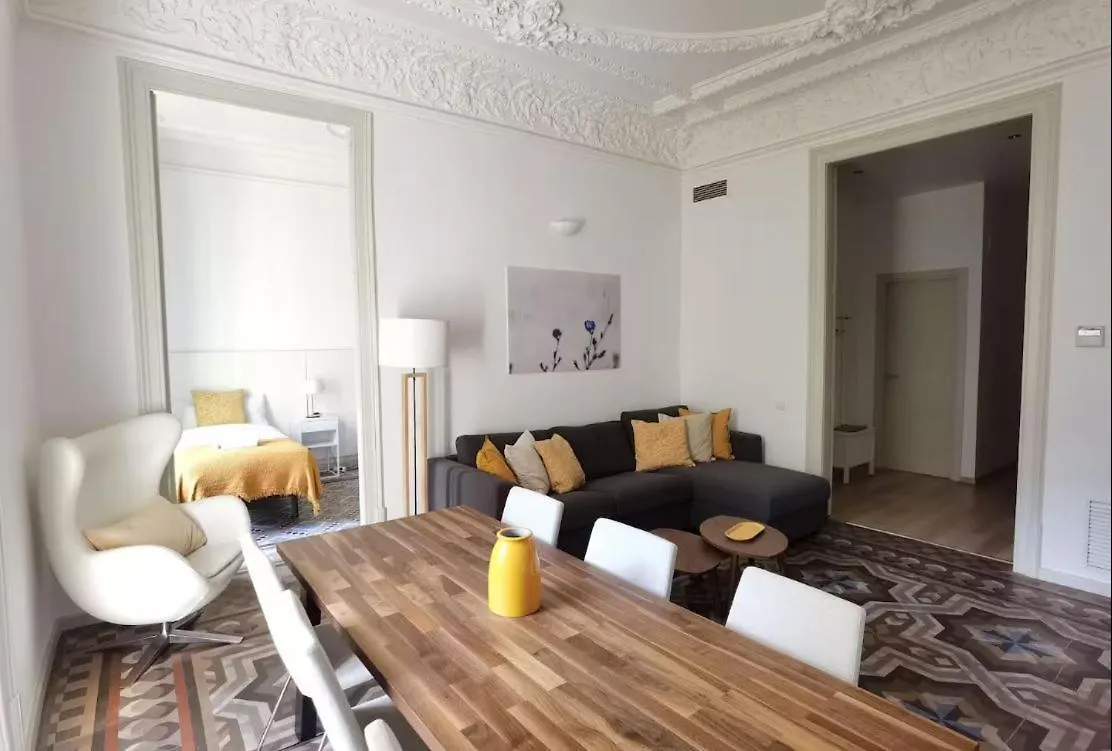 M&E Agency Apartments Valencia 277 By Marta And Emanuele Barcelona Spanje