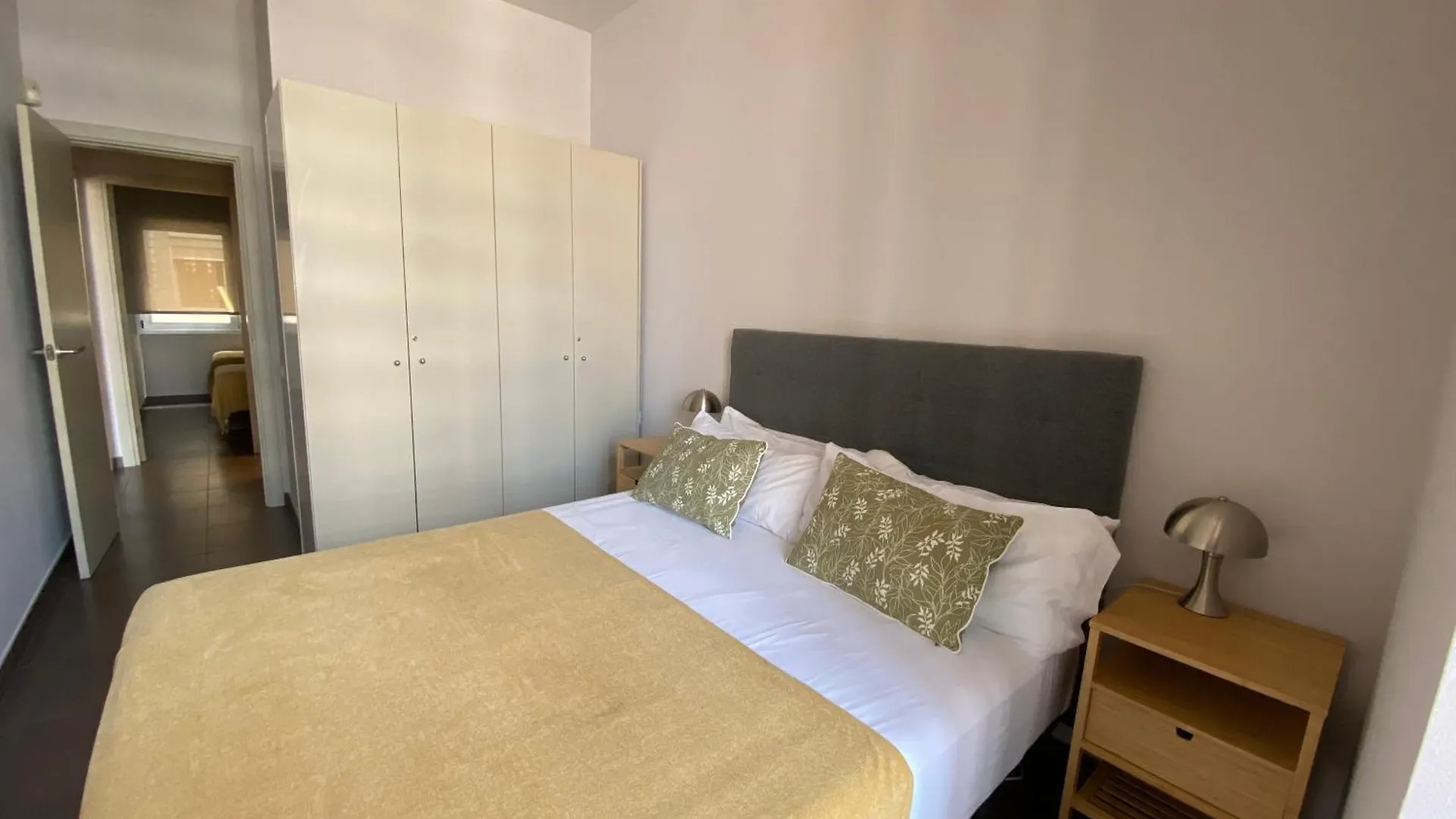 M&E Agency Apartments Valencia 277 By Marta And Emanuele Barcelona