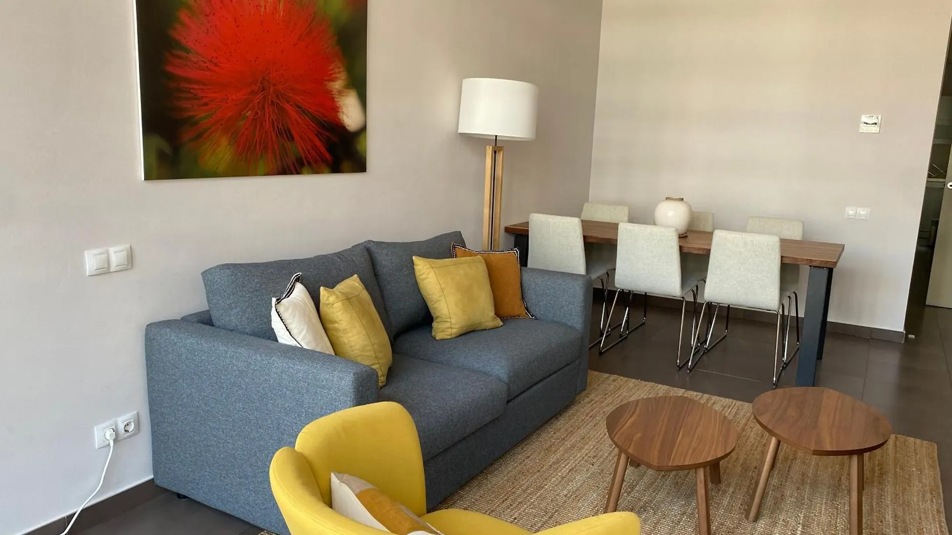 M&E Agency Apartments Valencia 277 By Marta And Emanuele Barcelona